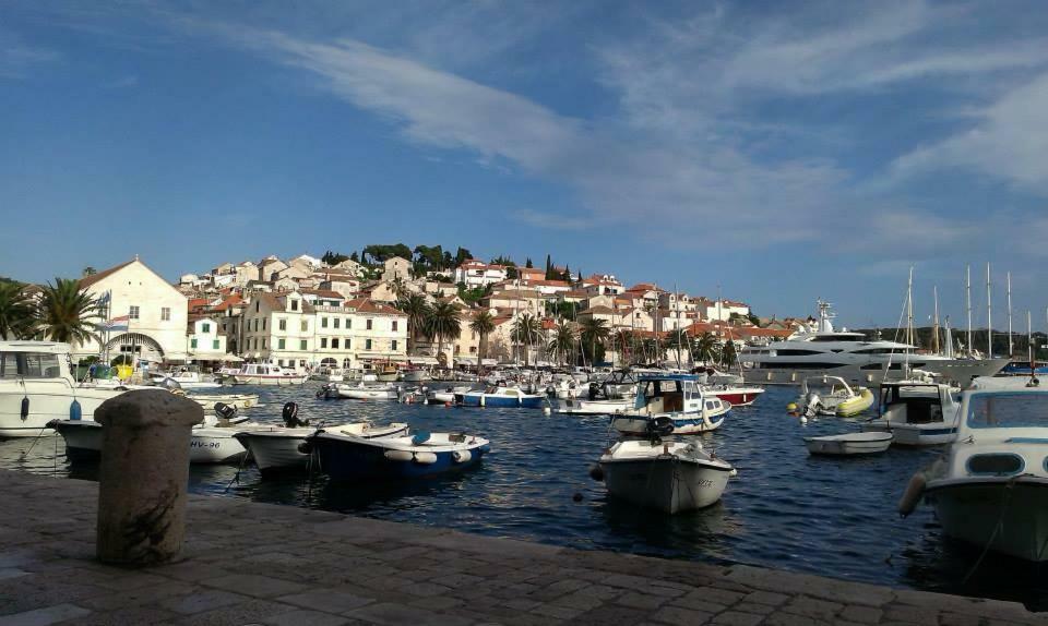 Liza'S Downtown Apartment Hvar Town Kültér fotó